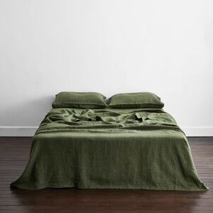 Bed Threads Olive Stripe Fitted Sheet  x Used but in Great Condition